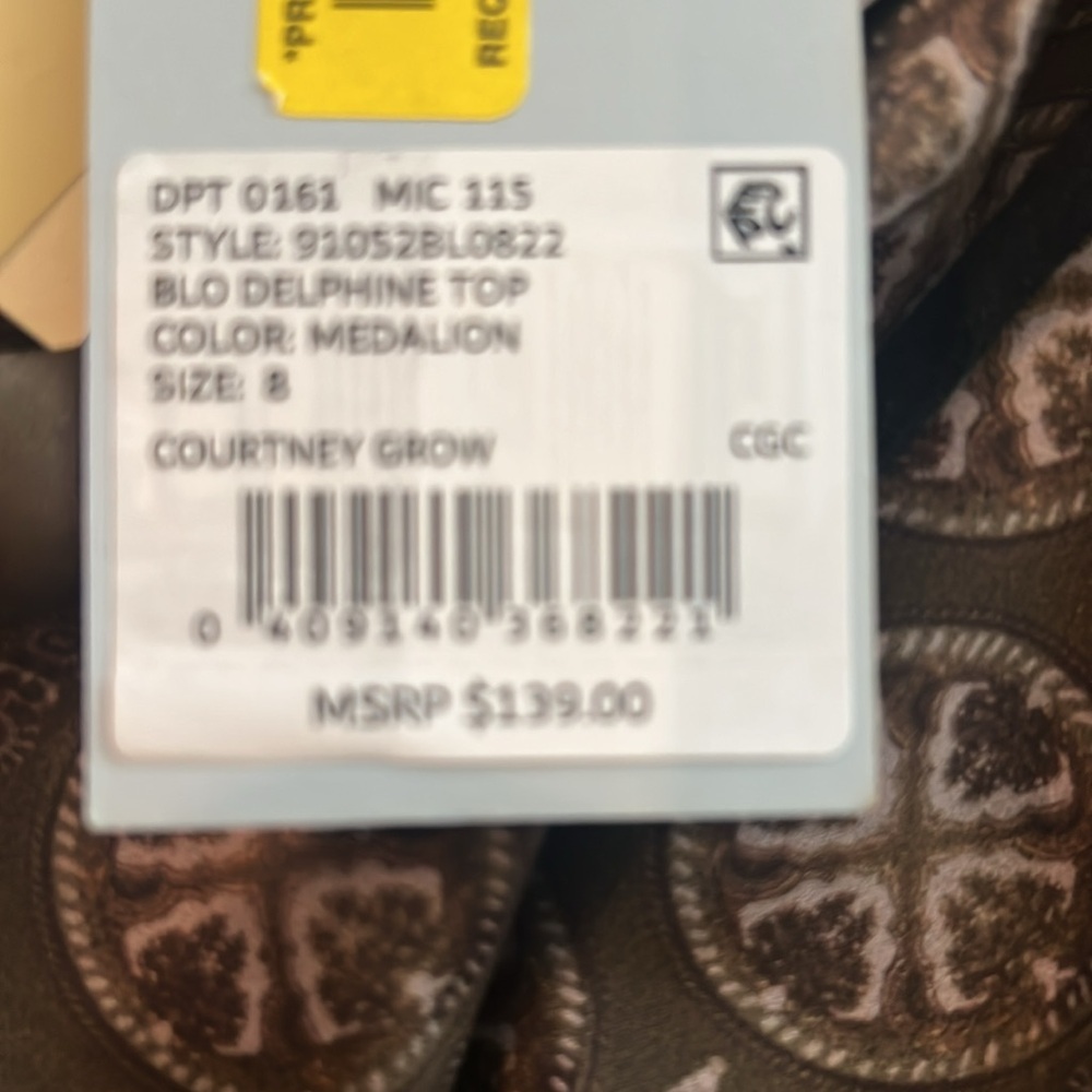 NWTAntonio Melani x Courtney Grow Delphine Medallion Printed  Ruffle Hem Blouse - Picture 6 of 8